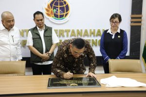 Irjen Kementerian ATR/BPN Saksikan Penandatanganan SKB Timnas PK dan Aksi Pencegahan Korupsi 2025-2026, Simak Komitmen Kementerian ATR/BPN!