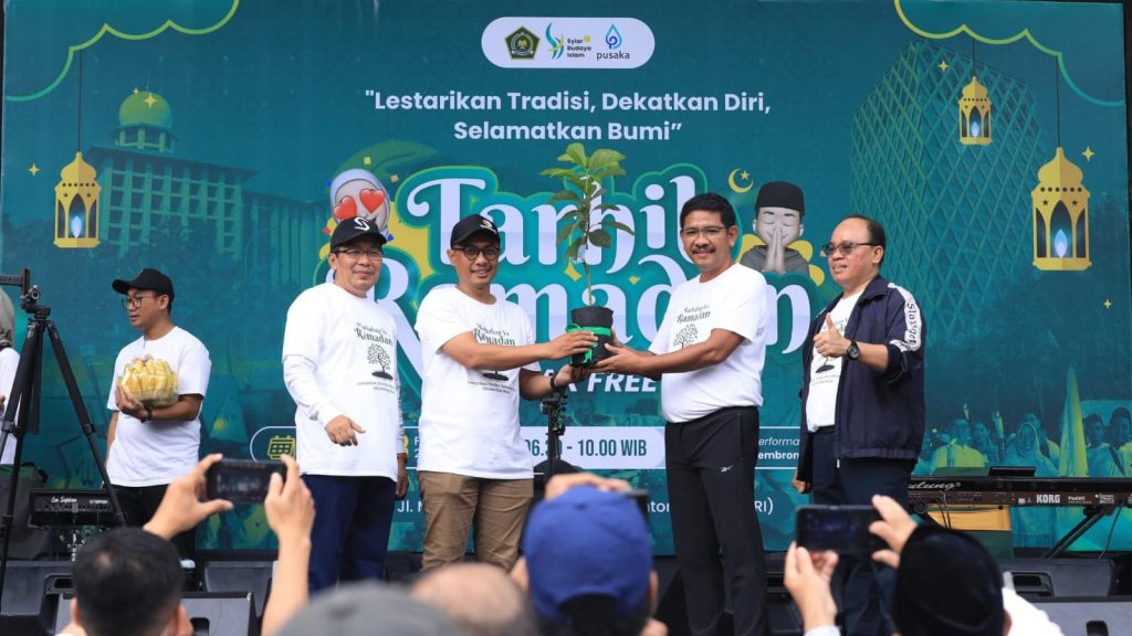 Tarhib Ramadan Kemenag: Bagikan Al-Qur’an dan Bibit Pohon untuk Pelestarian Lingkungan