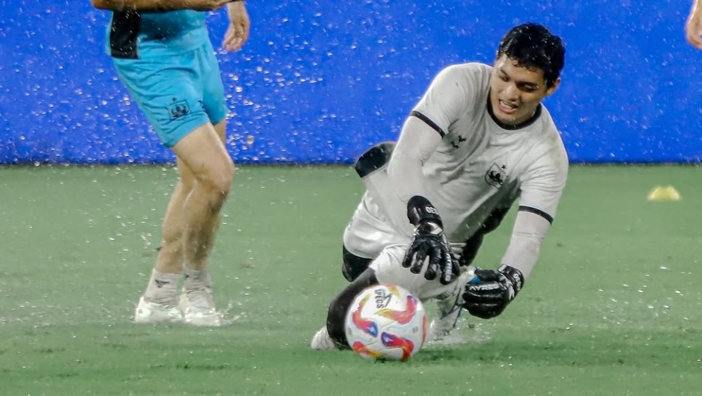 PSIS Semarang Kehilangan Kiper Andalan, Adi Satryo Absen Selama Satu Bulan