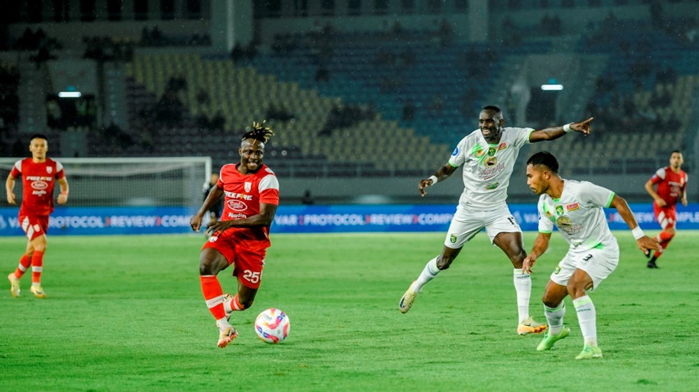 Persebaya Terus Berjuang: Paul Munster Optimistis Bisa Bangkit