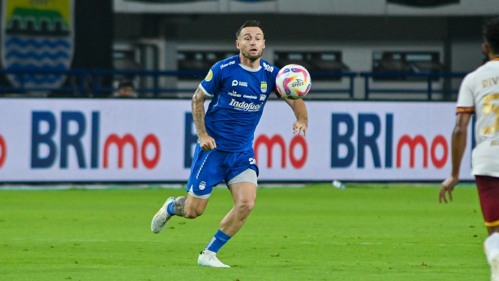 Marc Klok Targetkan Kemenangan, Persib Kembali ke Jalur Kemenangan di Liga 1 2024/25