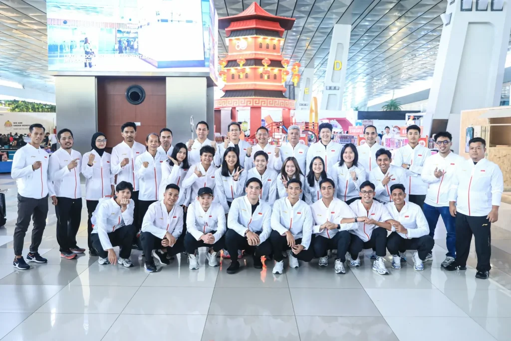 Semangat Tinggi Menyertai Tim Indonesia Menuju Badminton Asia Mixed Team Championships 2025 di Qingdao