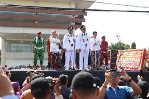 Harda-Danang Disambut Meriah oleh Ratusan Masyarakat Sleman Usai Pelantikan