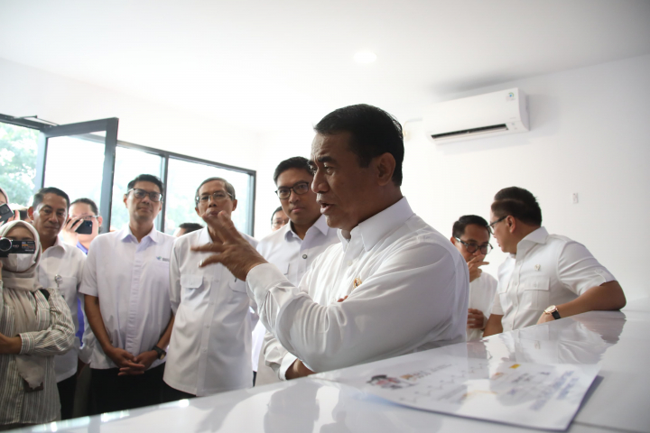 Mentan Amran Tegaskan Tindak Tegas Pengusaha yang Langgar HET Pangan