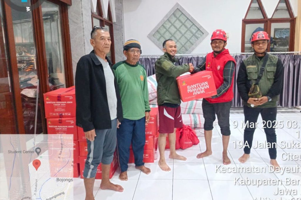 Banjir Landa Dayeuhkolot, Kemensos Kirim Bantuan Rp497 Juta