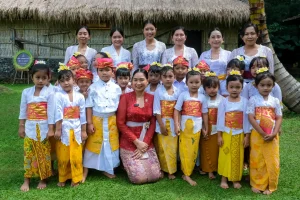 Wamenpar Tinjau Potensi Wisata Bali Timur untuk Pemerataan Pariwisata di Pulau Dewata