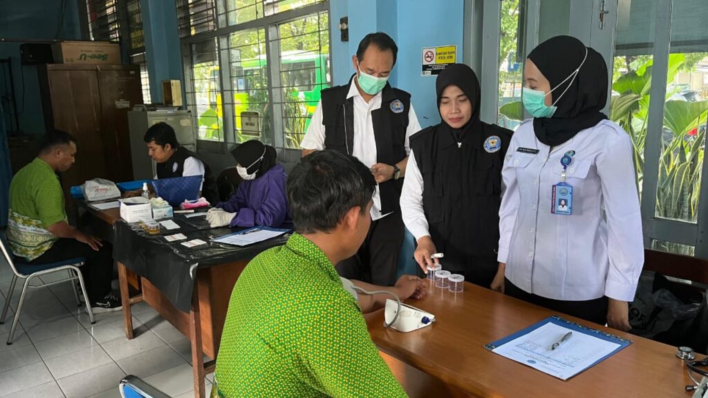 BNN Kab. Sleman Gelar Tes Urine di Terminal Condongcatur