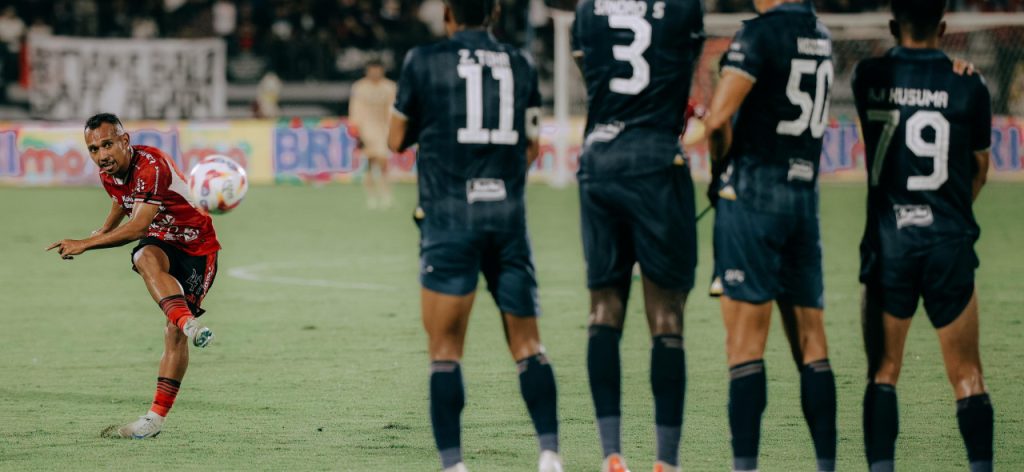Bali United Raih Satu Poin Setelah Imbang 1-1 dengan Persita