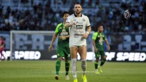 Sore Nanti: Duel Panas Persija vs Persebaya di GBK