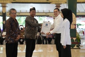 Bupati Sleman Serahkan SK 144 CPNS