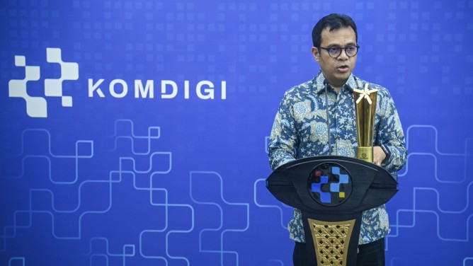 Dukung Inovasi Digital Indonesia, Wamenkomdigi Ajak Masyarakat Suarakan Karya Anak Bangsa di Ajang Dunia