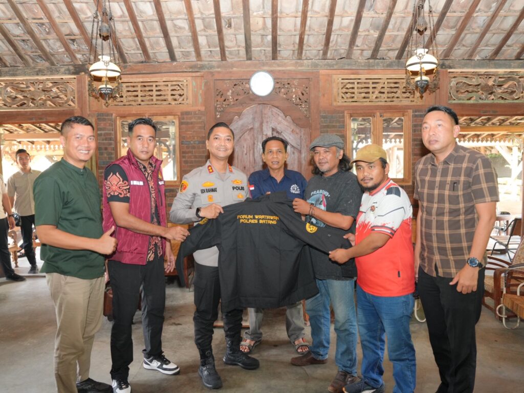 Perkuat Sinergi dengan Media, Polres Batang Resmikan Forum Wartawan Polres Batang