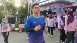 Meriahkan HUT ke-15, RS QIM Batang Gelar Jalan Sehat dan Undian Umrah