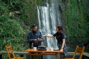 Staycation Pintar di Bobocabin Baturraden