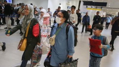 Kemlu Pantau 24 Jam, Evakuasi WNI di Iran Berjalan Bertahap