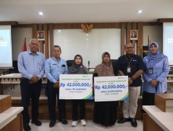 Pemkab Sleman Serahkan Santunan Kematian BPJS Ketenagakerjaan kepada Ahli Waris Pengelola Parkir Kabupaten Sleman