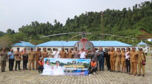 Uji Coba Helikopter Mendarat di Kantor Bupati Raja Ampat, Tingkatkan Akses Pelayanan Publik