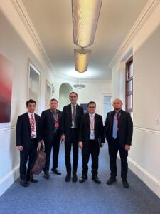 Indonesia-UK Perkuat Kerja Sama AI: Wamen Nezar Patria Bahas Infrastruktur & Etika di London Tech Week 2025