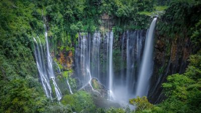 Wisata Pronojiwo Dorong Ekonomi Lumajang, Tumpak Sewu Sumbang Rp230 Juta