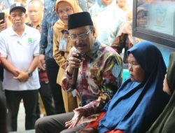 Mensos Gus Ipul Jadikan Karawang Percontohan Akurasi Data Bansos dan Penyaluran BLTS Nasional