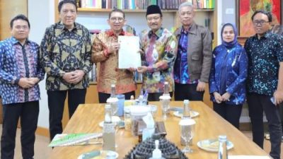 Mensos: Usulan Gelar Pahlawan Nasional untuk Soeharto Sudah Penuhi Syarat