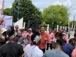 Kirab Merah Putih Yogya Gaungkan Toleransi dan Persatuan di Hari Toleransi Dunia