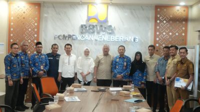 Pemkab Pinrang Perkuat Koordinasi BBWS Tangani Abrasi dan Infrastruktur Rusak di Wilayah Patampanua