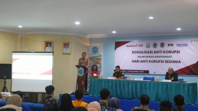 Sekda Kayong Utara Buka Sosialisasi Antikorupsi untuk Aparatur Desa, Tekankan Integritas & Transparansi