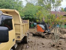 Kemenag Bireuen Salurkan 7 Ton Beras untuk ASN Terdampak Banjir dan 48 Pesantren Dapur Umum