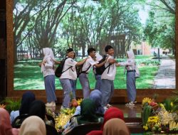 Peringatan Hari Ibu ke-97 di Blora: Drama Parodi, Talk Show, dan Penghargaan untuk Perempuan Berkarya