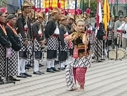 Kirab Empat Bregada Meriahkan HUT ke-79 Kalurahan Condongcatur