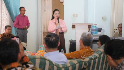 Sambangi Tokoh Nasrani Jelang Natal 2025, Wali Kota Semarang Agustina Wilujeng Perkuat Soliditas Antar Umat Beragama