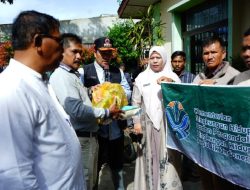 Tenaga Kebersihan Aceh Tengah Terima Bantuan Sembako dari Menteri Lingkungan Hidup di Tengah Pemulihan Pascabencana