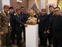 Patung Tokoh Bersejarah Asal Blora Jadi Sorotan di Dialog Kebudayaan PWI Pusat