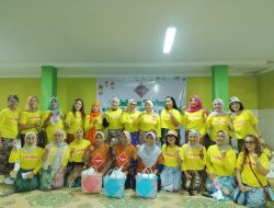 D’Saroeng Community Salurkan Bantuan Ramadhan untuk Ratusan Buruh Gendong di Yogyakarta