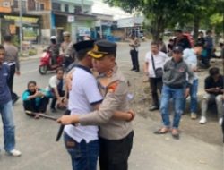 Kapolres Bulukumba Pilih Dialog Terbuka di Jalan, Aksi Berakhir Kondusif